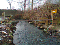 Antenna used to detect tagged debris in urban watercourse